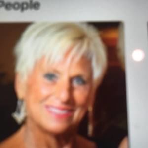 Meet your Posher, Sharon